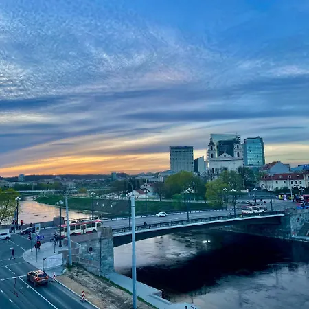 Spectacular River View Centre Апартаменты *